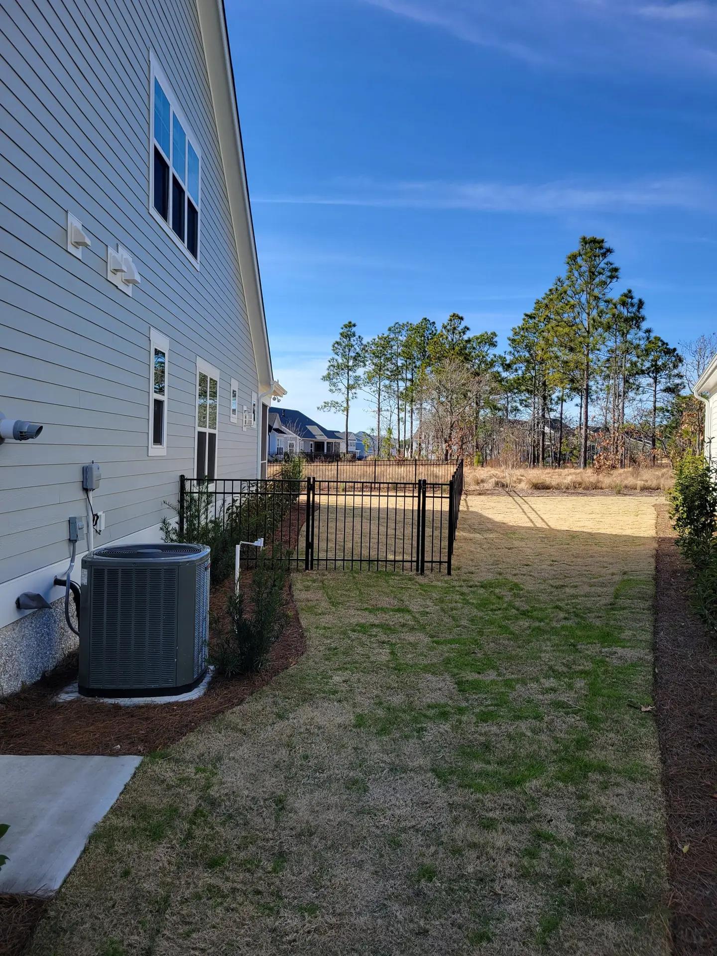 Elegant Long Islander Aluminum Fencing in RiverLights, Wilmington, NC - Image 6